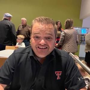 Meet your Posher, Joshua